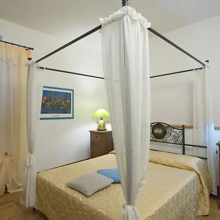 Podere Figlinelle Feriegård *