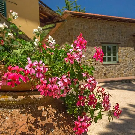 Podere Figlinelle Κατάλυμα σε φάρμα Starda
